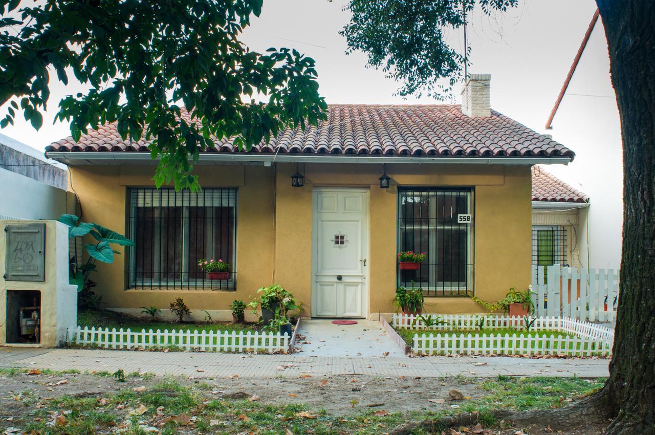 Casa Borges Adrogue Apartment Exterior photo